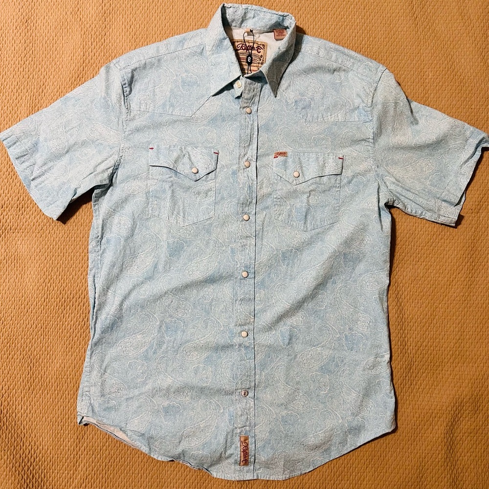 RAFTER C COWBOY COLLECTION
PAISLEY SHORT SLEEVE PEARL SNAP
WESTERN SHIRT